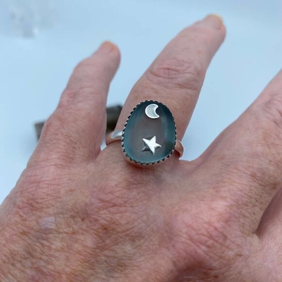 Moon & Star Sea Tumbled Sea Foam Sea Glass Sterling Silver Ring Size 10 - Picture 2 of 7